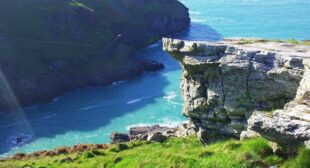 Discovering the Coastal Beauty of Cornwall
