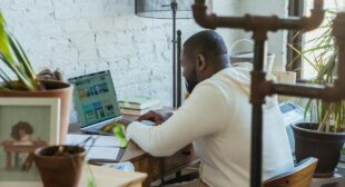 The Future of Remote Work: How Technology is Shaping the Digital Nomad Lifestyle