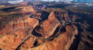 National Geographic’s 7 Natural Wonders of America